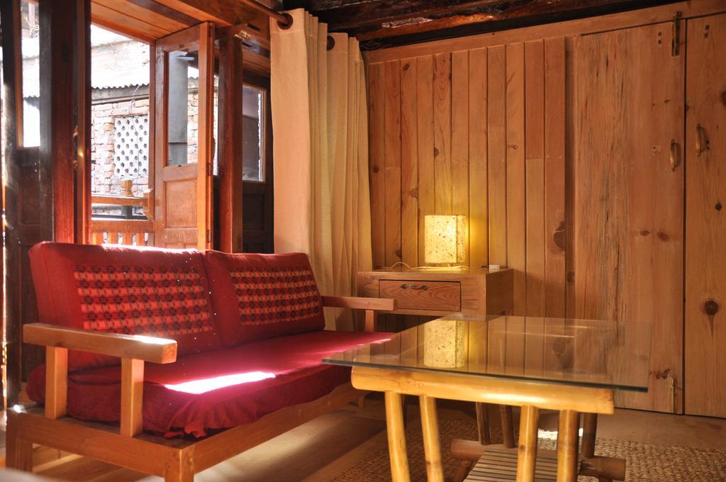 ラリトプル ブティック ヘリテージ ホーム Bed & Breakfast エクステリア 写真