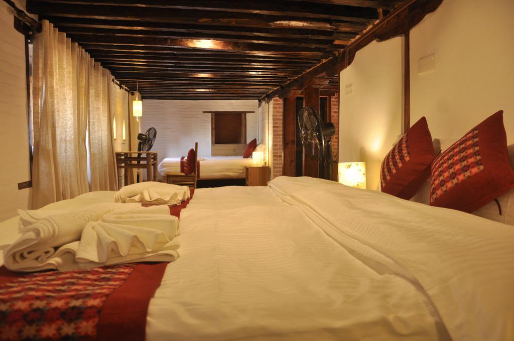 ラリトプル ブティック ヘリテージ ホーム Bed & Breakfast エクステリア 写真